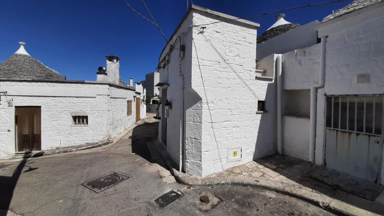 Capodigallo Holiday Trullo Monte Santo Alberobello Luaran gambar